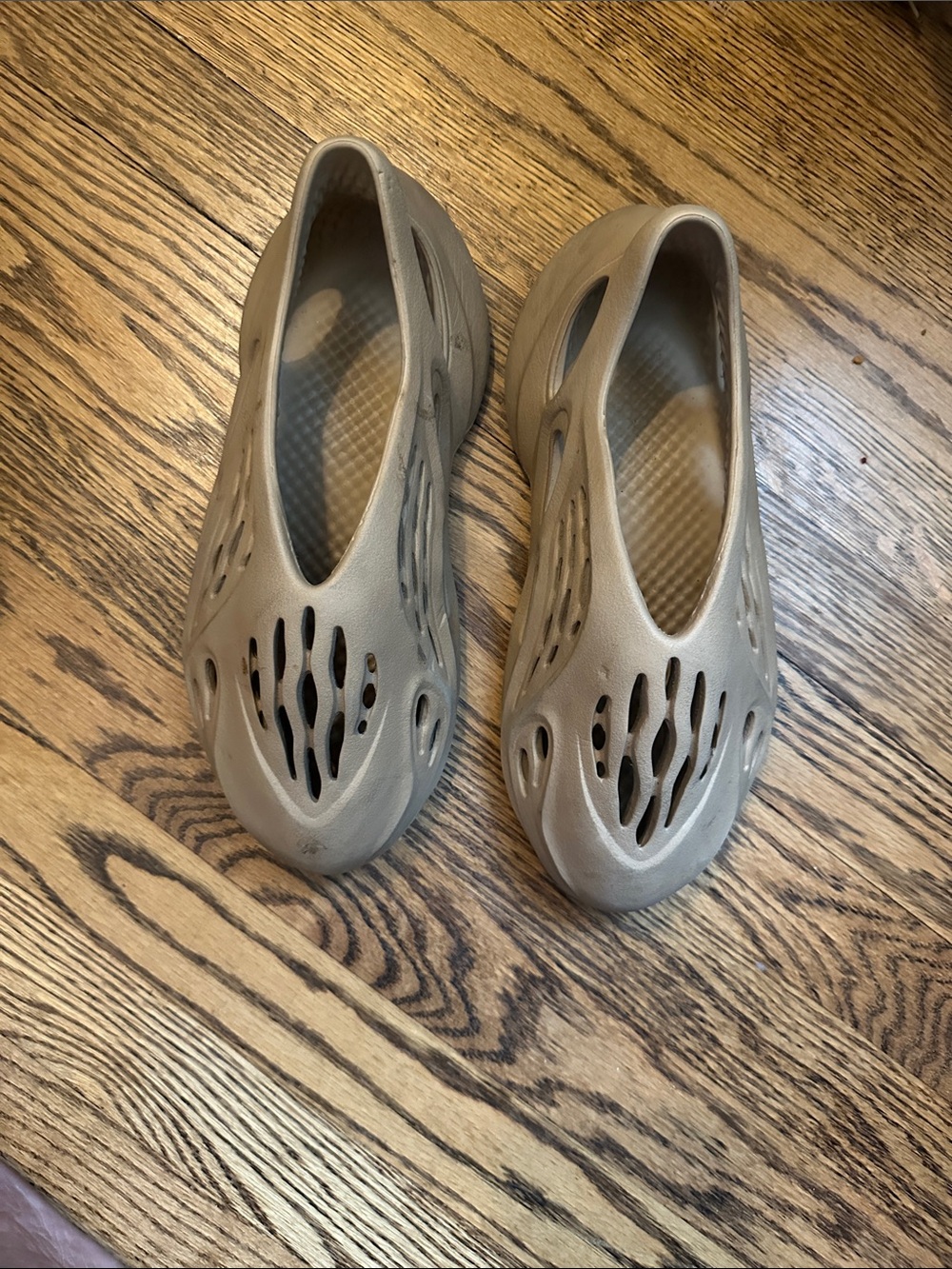 Yeezy Foam Slip-On Water Shoes in Tan